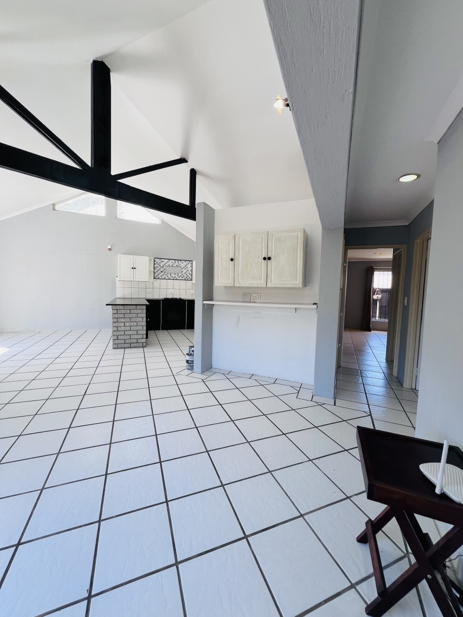 3 Bedroom Property for Sale in Pine Acres Western Cape